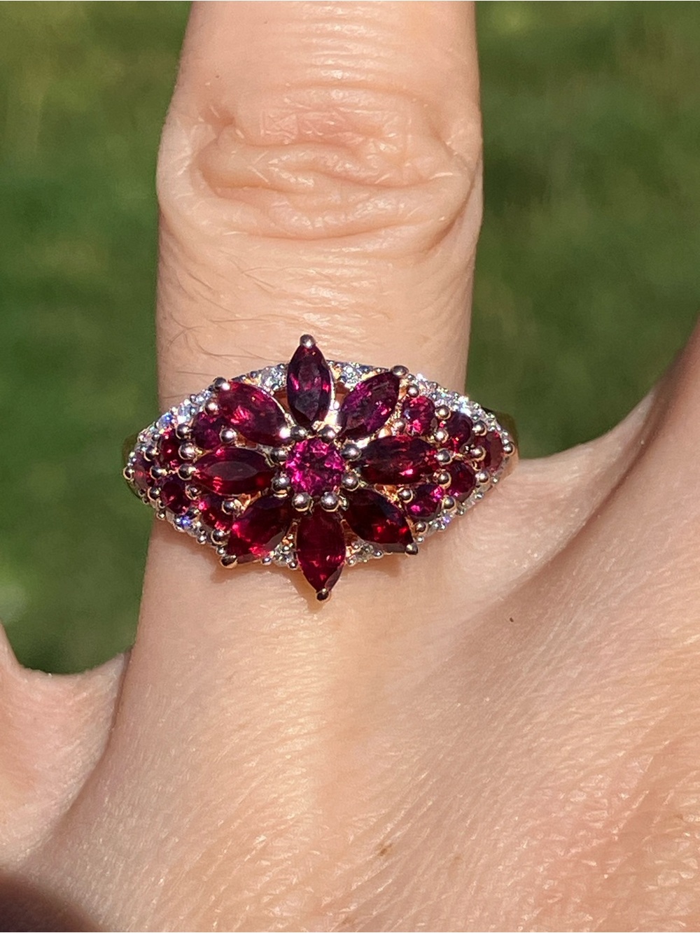 Anthill Garnet Sterling Silver Ring Size 7